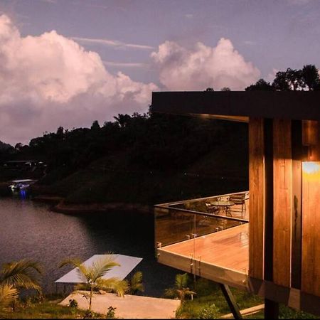 Sky House Cabana Guatape Ла-Прадера Экстерьер фото