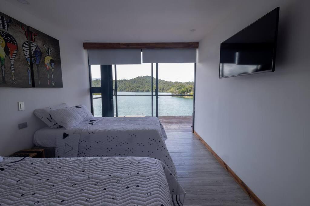 Sky House Cabana Guatape Ла-Прадера Экстерьер фото