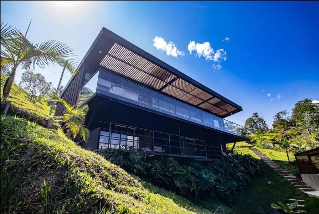 Sky House Cabana Guatape Ла-Прадера Экстерьер фото