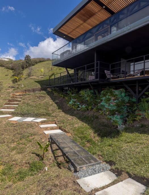Sky House Cabana Guatape Ла-Прадера Экстерьер фото