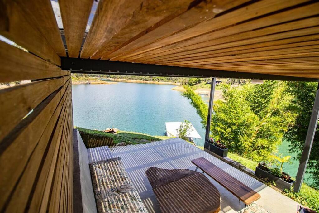 Sky House Cabana Guatape Ла-Прадера Экстерьер фото