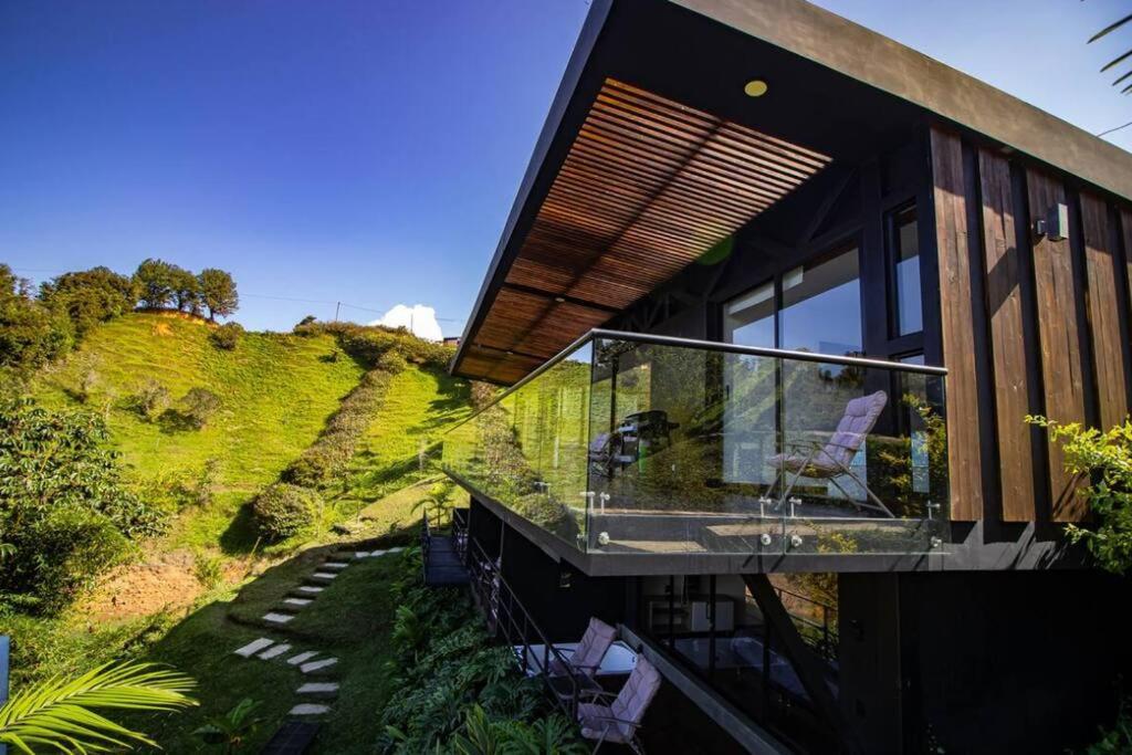 Sky House Cabana Guatape Ла-Прадера Экстерьер фото